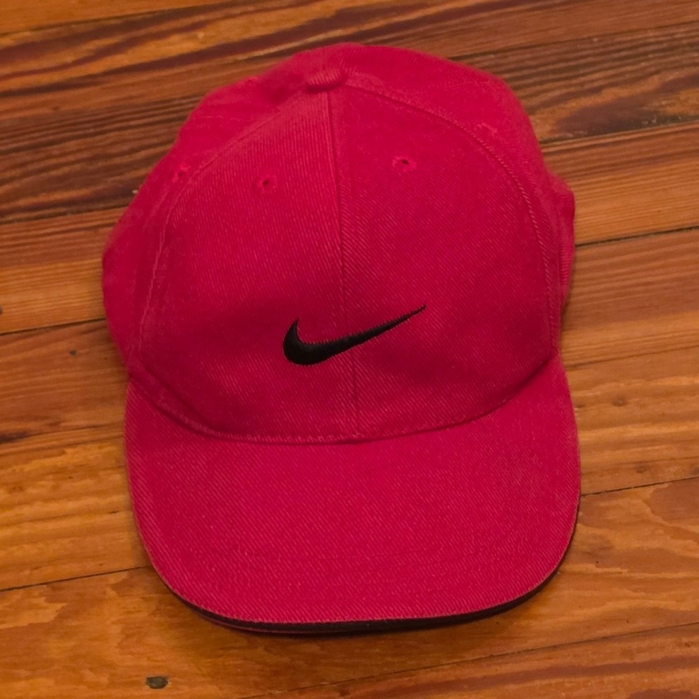 Nike Vintage Red Snapback Baseball Cap Hat Black Swoosh Logo Mens OSFM
